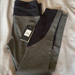 COPY - RVCA workout leggings NWT size Medium